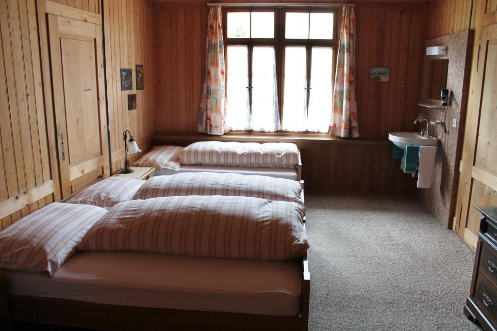 Hotel Posthaus Urigen Unterschächen Chambre photo