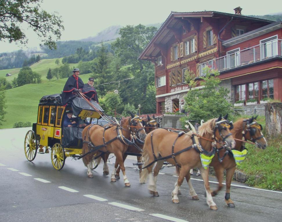 Hotel Posthaus Urigen Unterschächen Extérieur photo